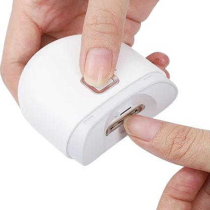 Elektrischer Nagelknipser mit leichter Nagelpoliermaschine